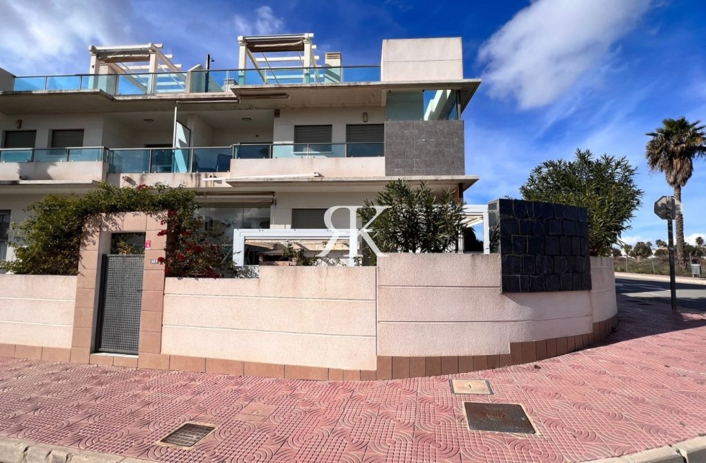 Revente - Bungalow au rez-de-chaussée - Rojales - Ciudad Quesada