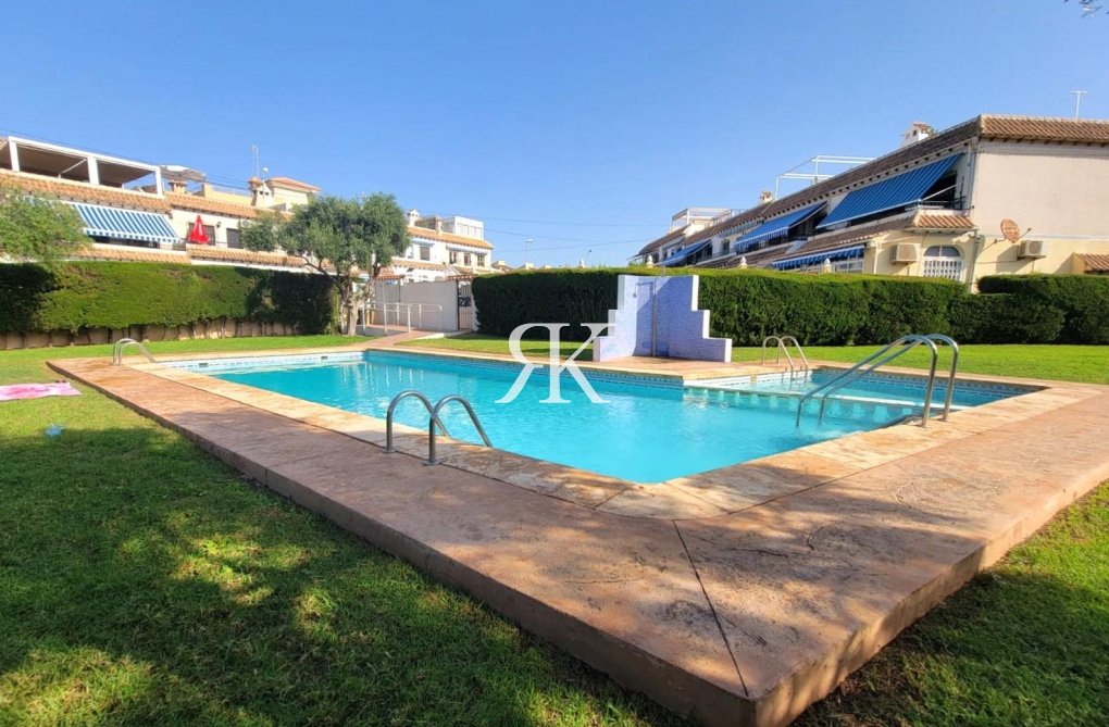 Revente - Bungalow - Torrevieja - Los Frutales