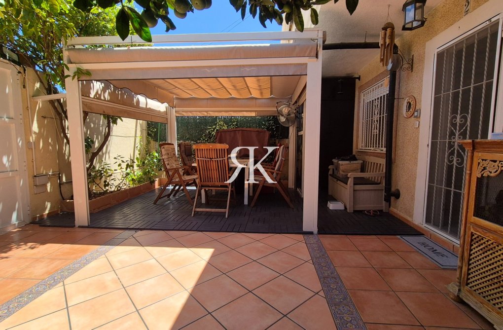 Revente - Maison de ville - Torrevieja - Aguas Nuevas