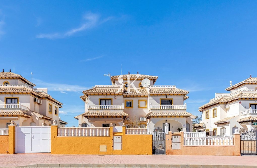 Revente - Semi Detached - Cabo Roig - Lomas de Cabo Roig