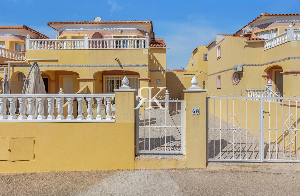 Revente - Semi Detached Penthouse - Orihuela Costa - Costa Blanca