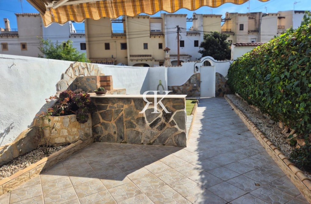 Revente - town house - Torrevieja - Los Balcones 