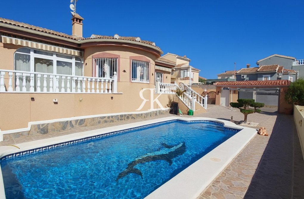 Revente - villa - Benimar - Costa Blanca