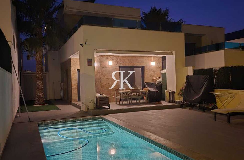 Revente - villa - Bigastro - Costa Blanca