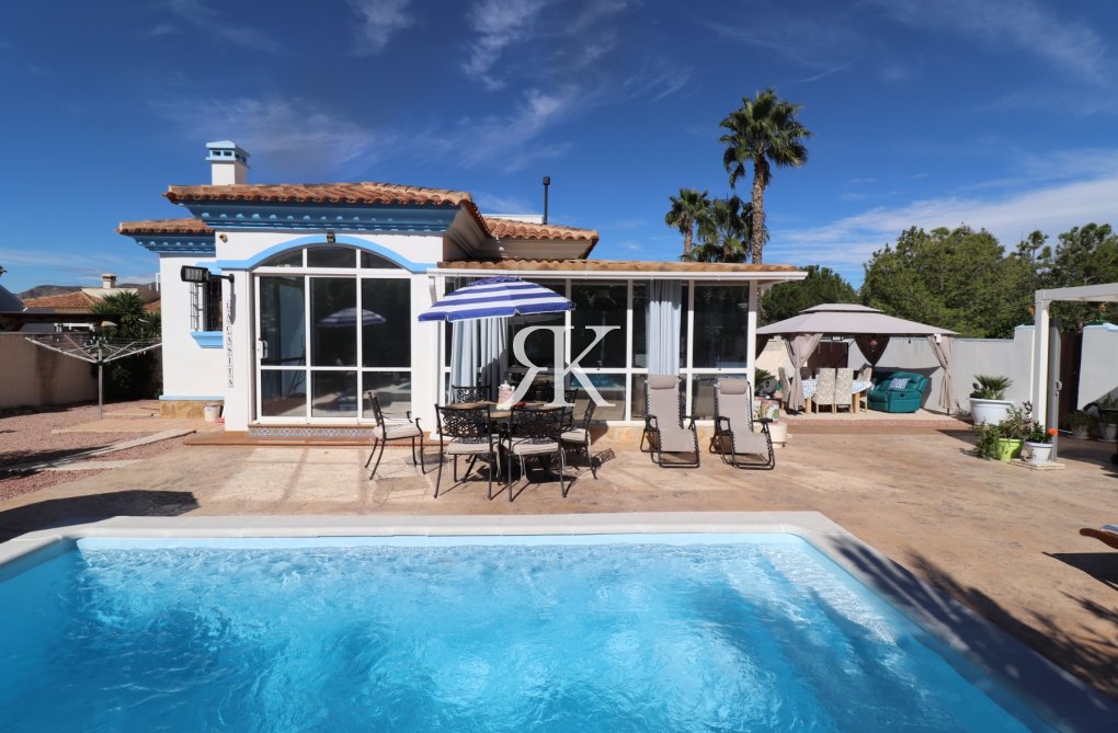 Revente - villa - Hondón de las Nieves - Inland