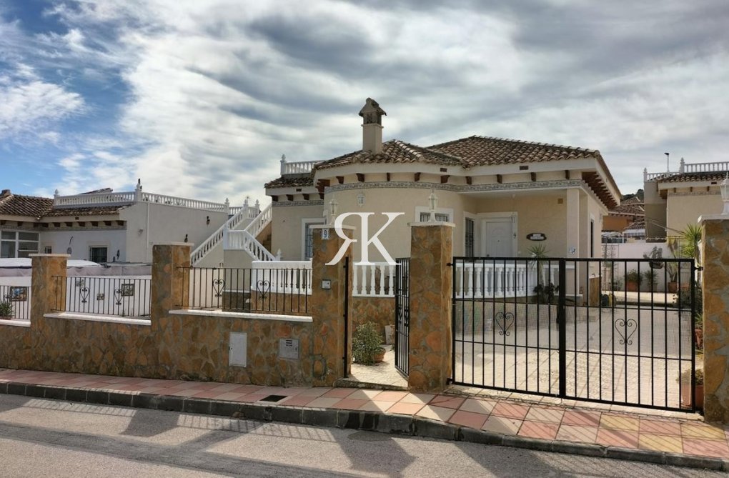 Revente - Villa Individuelle - Bigastro