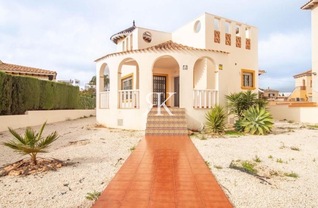 Revente - Villa Individuelle - Orihuela Costa - Lomas de Cabo Roig