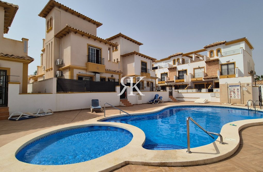 Revente - Villa Individuelle - Orihuela Costa - Lomas de Cabo Roig