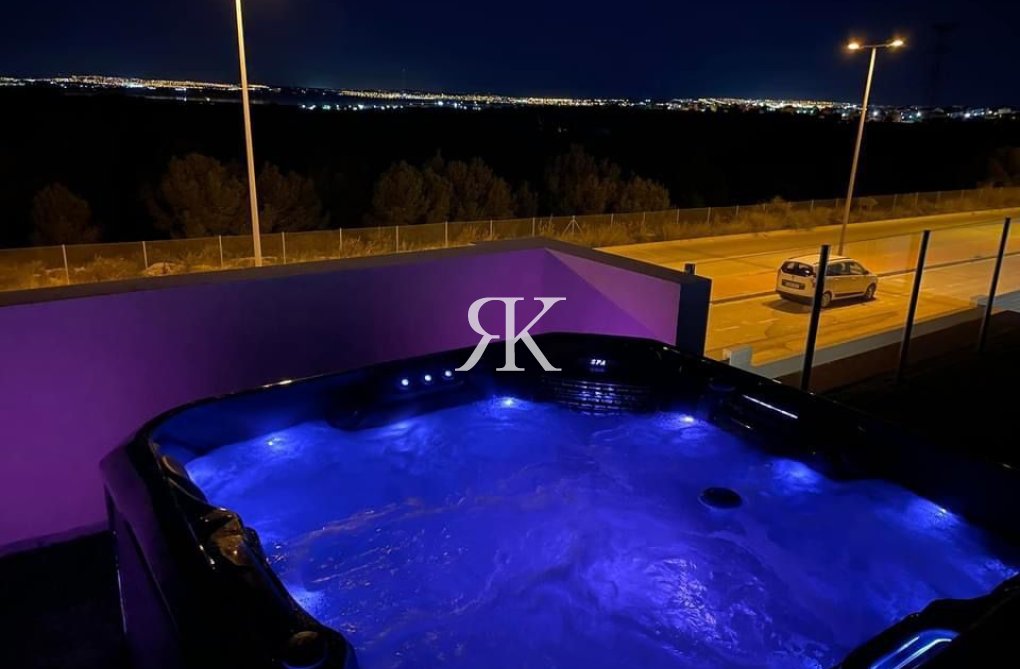 Revente - villa - Orihuela Costa - Costa Blanca