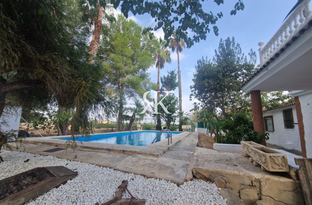 Revente - villa - Orihuela - Los Huertos