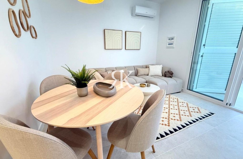 Revente - villa - Torrevieja - El Chaparral