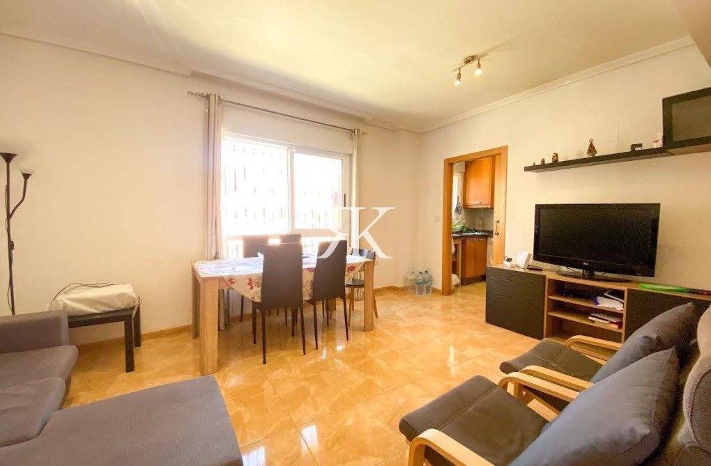 Segunda mano - Apartamento  - Almoradí - Colegio Canales Y Martinez