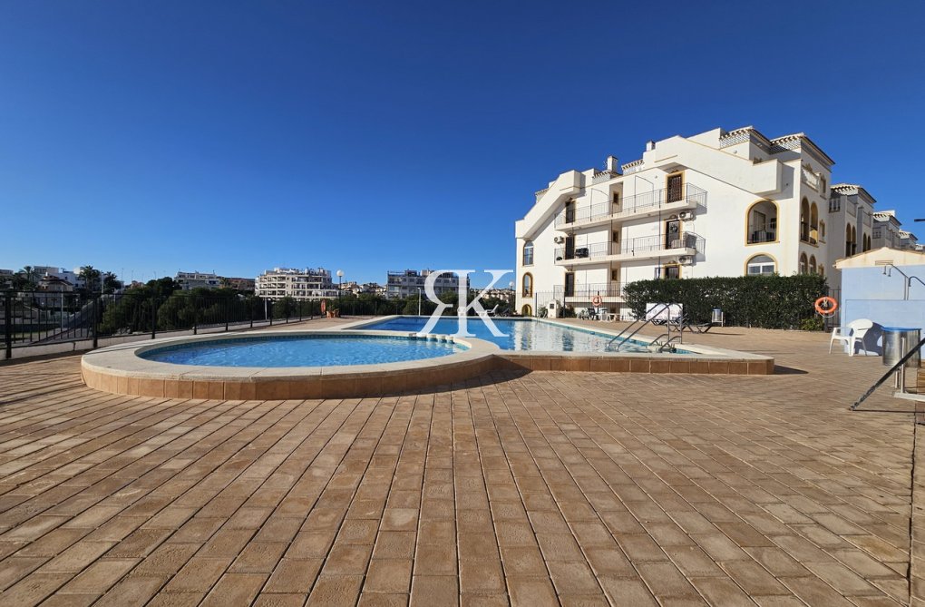 Segunda mano - Apartamento  - La Zenia - Costa Blanca