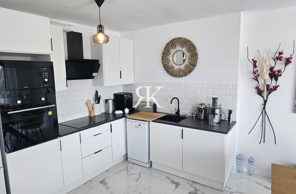 Segunda mano - Apartamento  - Orihuela Costa - Punta Prima