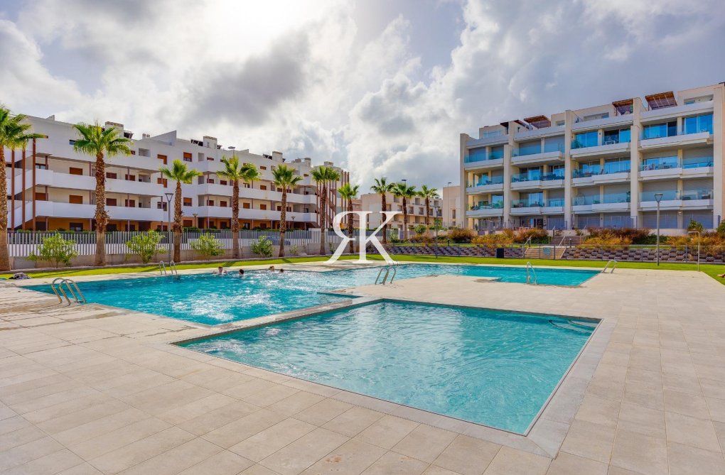 Segunda mano - Apartamento  - Orihuela Costa - Villamartín-las Filipinas