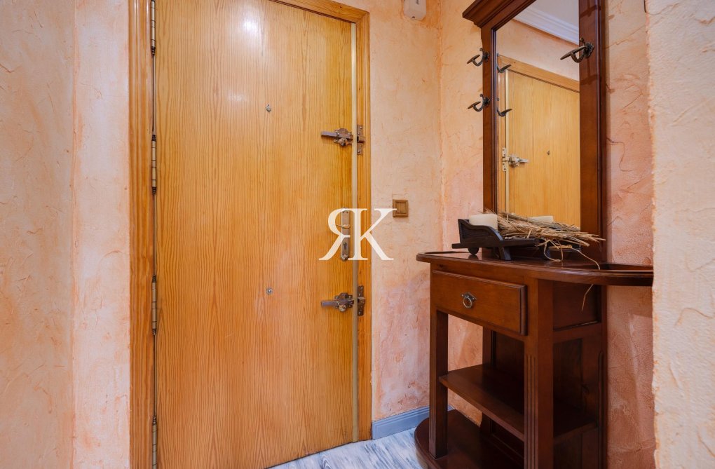 Segunda mano - Apartamento  - Torrevieja - Acequion