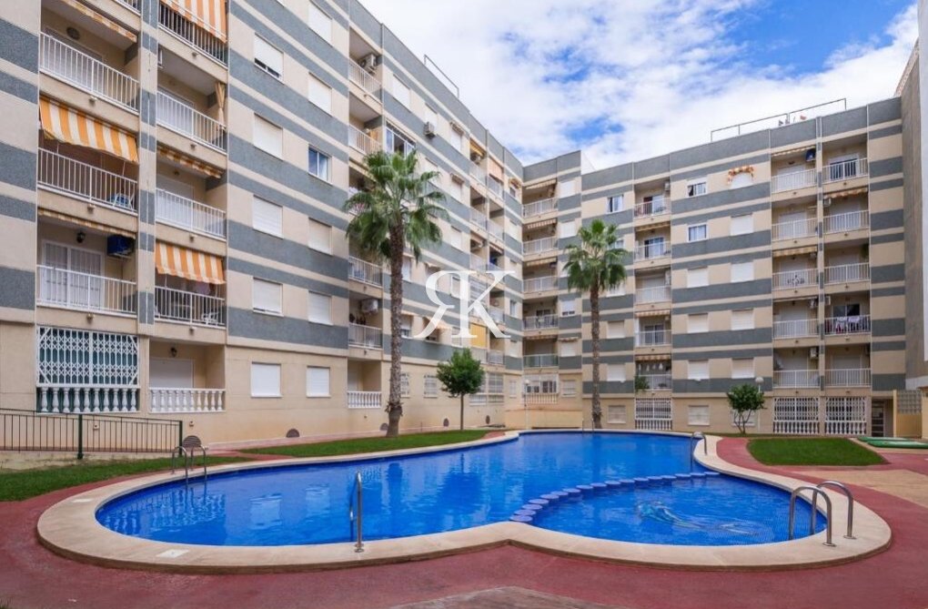 Segunda mano - Apartamento  - Torrevieja - Centro