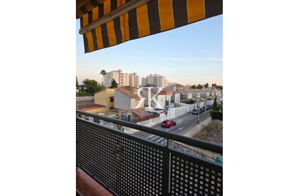 Segunda mano - Apartamento  - Torrevieja - Nueva Torrevieja