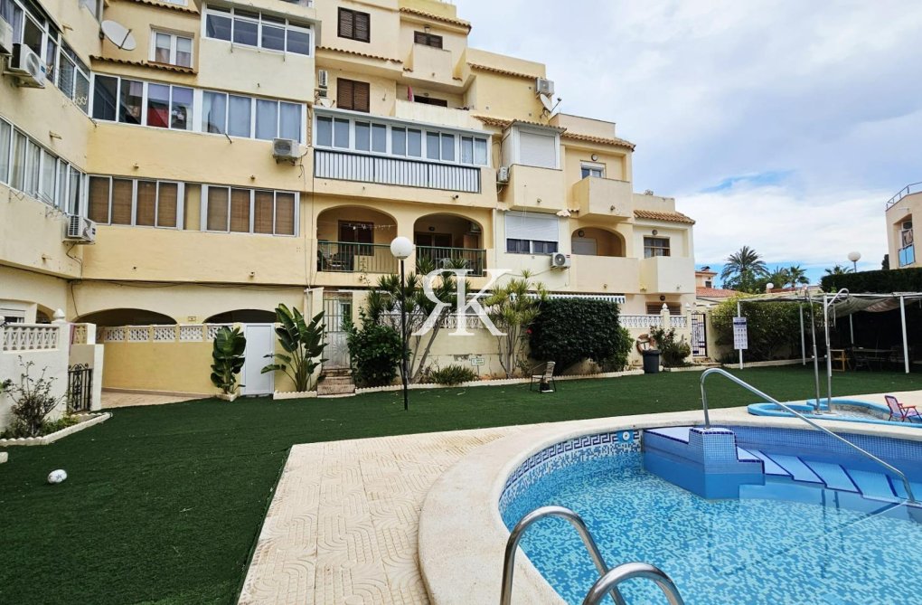 Segunda mano - Apartamento  - Torrevieja - Nueva Torrevieja