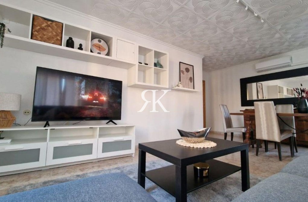 Segunda mano - Apartamento  - Torrevieja - Playa de los Locos