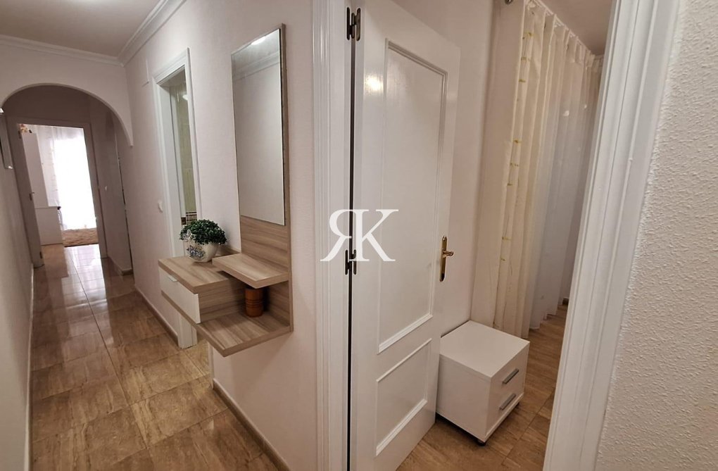 Segunda mano - Apartamento  - Torrevieja - Playa del Cura