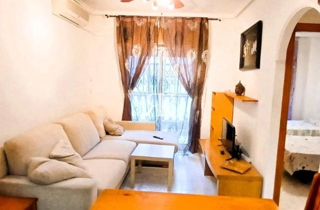 Segunda mano - Apartamento  - Torrevieja - Playa del Cura