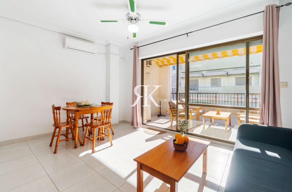 Segunda mano - Apartamento  - Torrevieja - Playa del Cura