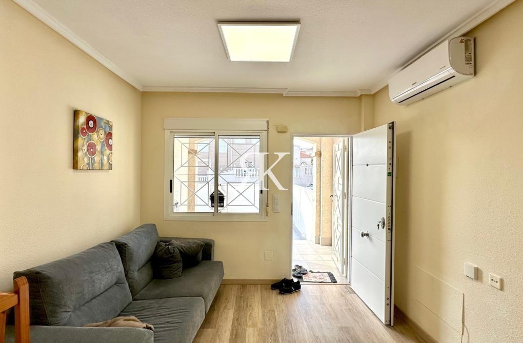 Segunda mano - Bungalow - Torrevieja - Torreblanca