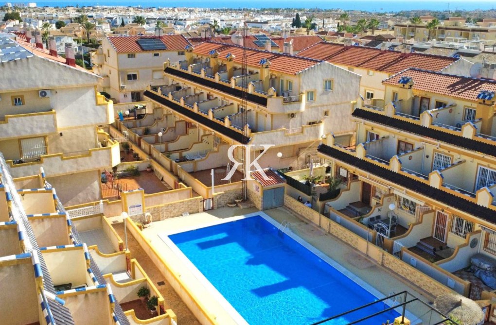 Segunda mano - town house - Orihuela Costa - Costa Blanca
