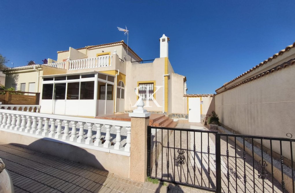 Segunda mano - town house - Orihuela Costa - La Ceñuela