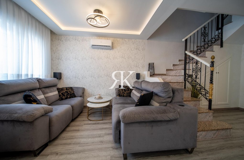 Segunda mano - town house - Orihuela Costa - PAU 26