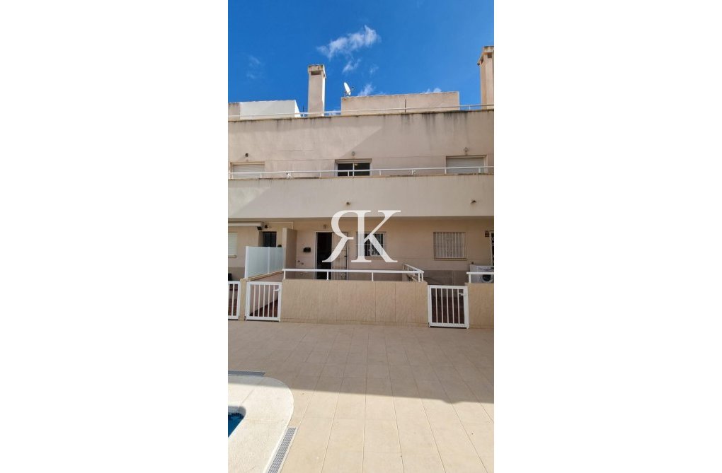 Segunda mano - town house - Orihuela Costa - Villamartín-las Filipinas