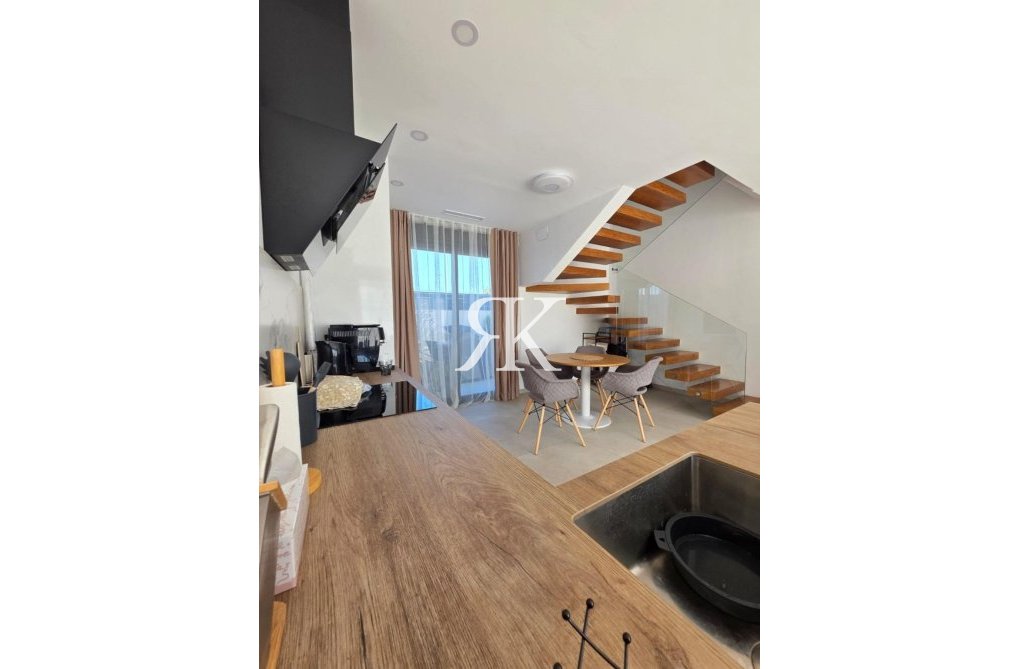 Segunda mano - villa - Benijofar