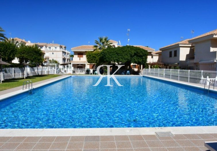 Semi Detached - Resale - Orihuela Costa - Playa Flamenca