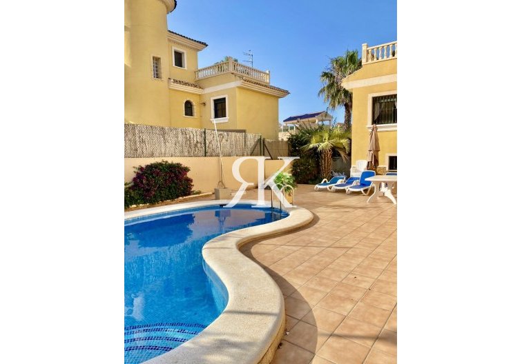 Semi Detached - Resale - Villamartin - Villamartin