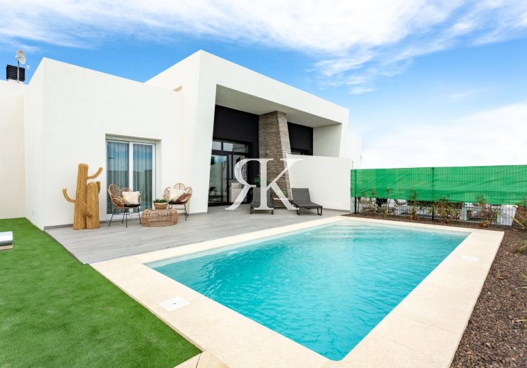 Semi-detached Villa  - New build under construction - Algorfa - La Finca Golf