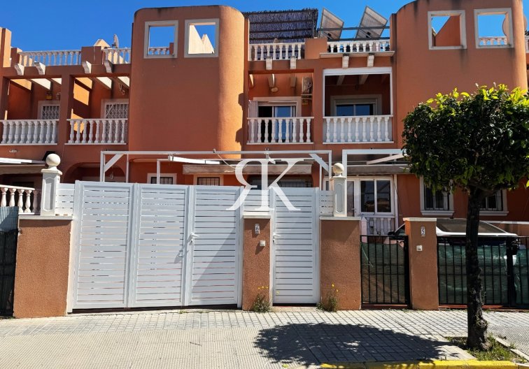 town house - Herverkoop - Torrevieja - Torrevieja