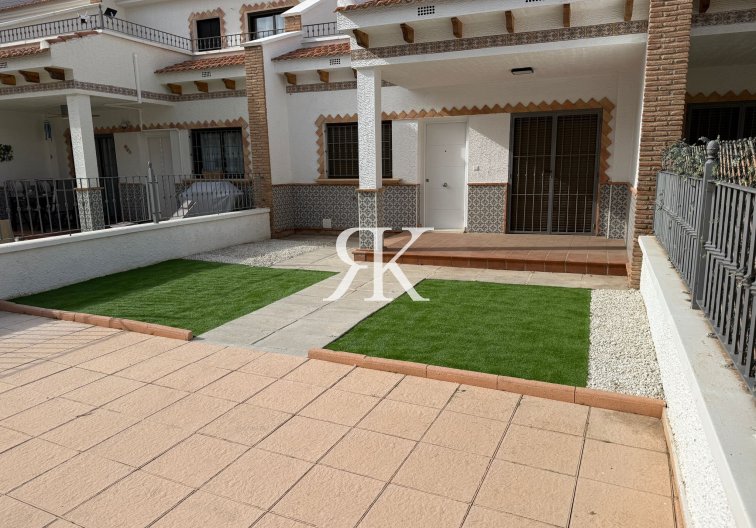 town house - Herverkoop - Villamartin - Costa Blanca
