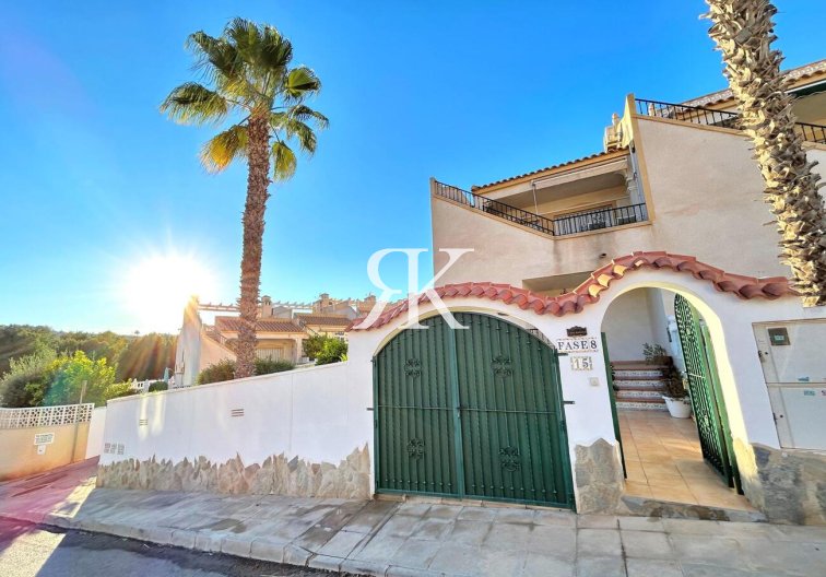 town house - Resale - Villamartin - Costa Blanca
