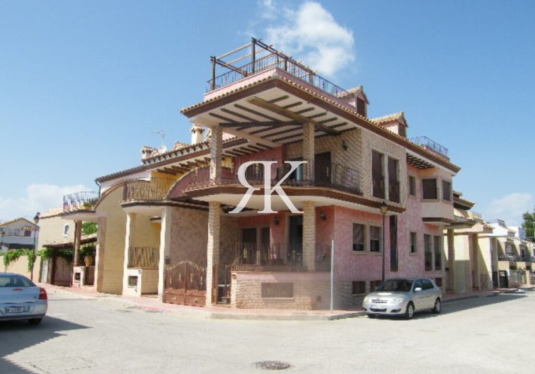 town house - Wiederverkauf - Daya Nueva - Costa Blanca