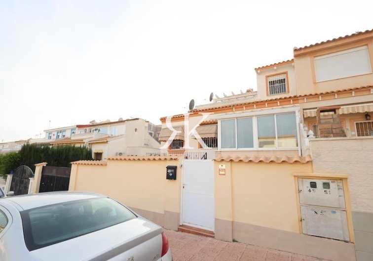 town house - Wiederverkauf - Orihuela Costa - Costa Blanca