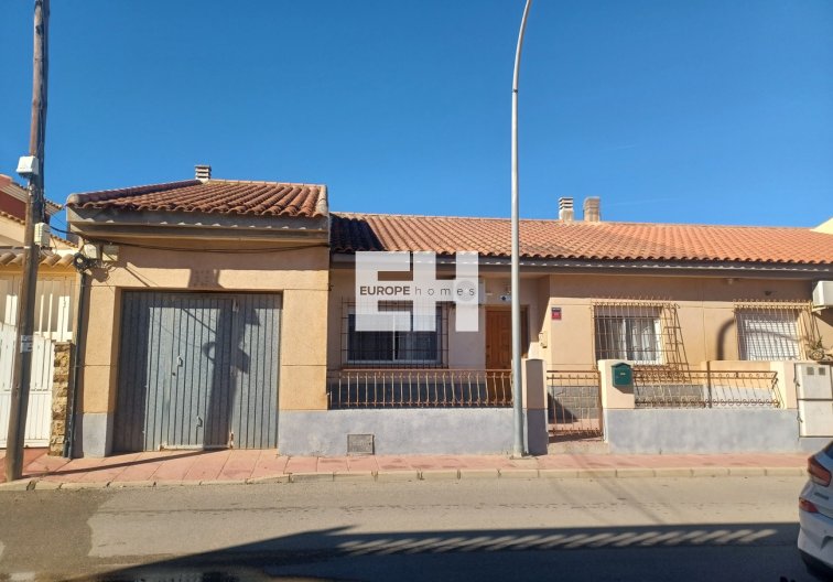 town house - Wiederverkauf - Roldan - Inland