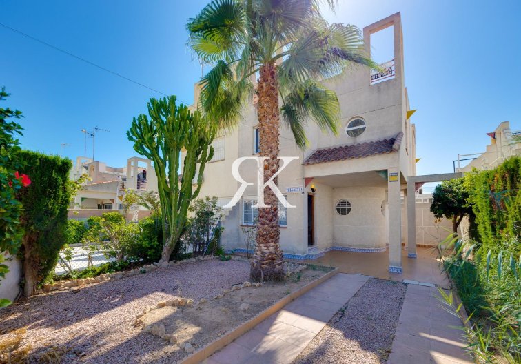town house - Wiederverkauf - Torrevieja - Paraje Natural