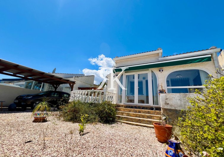 Villa independiente - Segunda mano - Torrevieja - El Chaparral