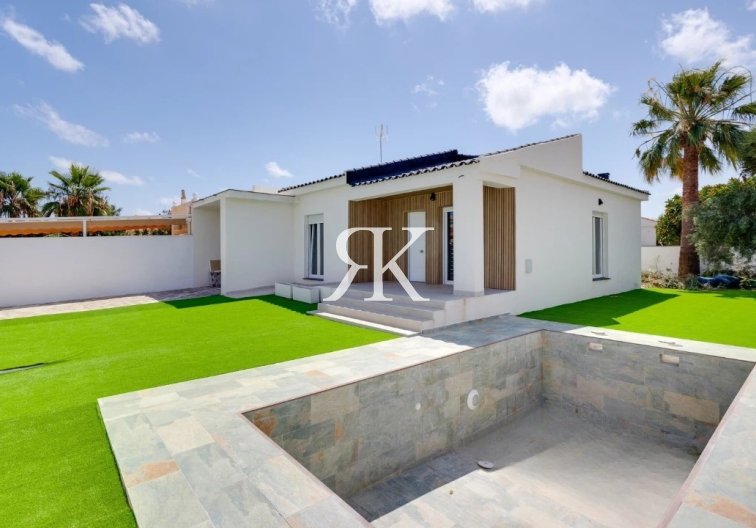 Villa Individuelle - Revente - Torrevieja - El Chaparral
