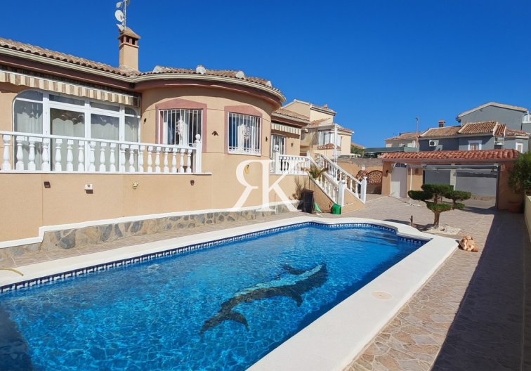 villa - Resale - Benimar - Costa Blanca