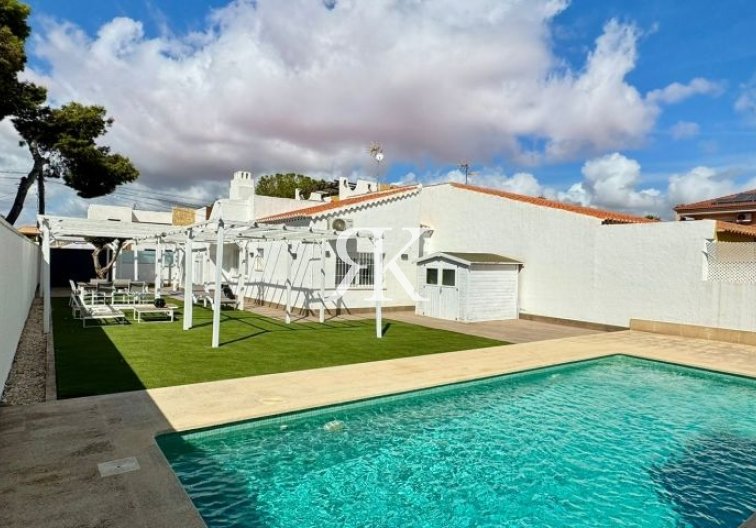 villa - Resale - Torrevieja - Costa Blanca