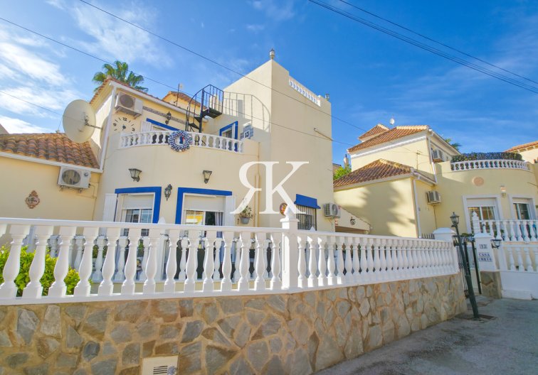 villa - Resale - Villamartin - Costa Blanca