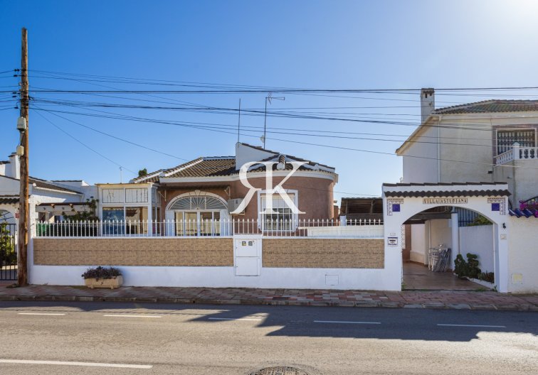 villa - Revente - Torrevieja - Costa Blanca