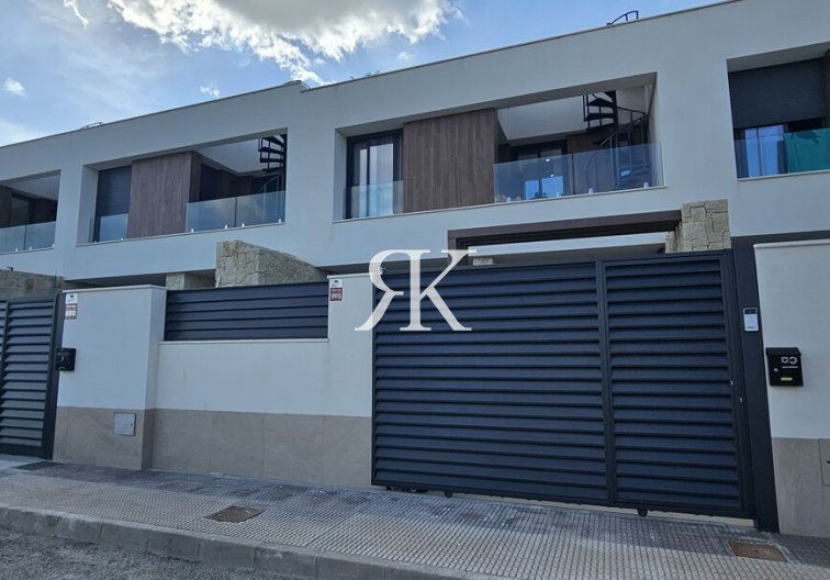 villa - Segunda mano - Dolores - Sector 4